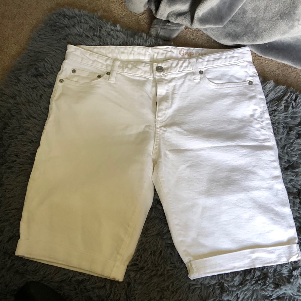 Knee length GAP jean shorts, size 29.